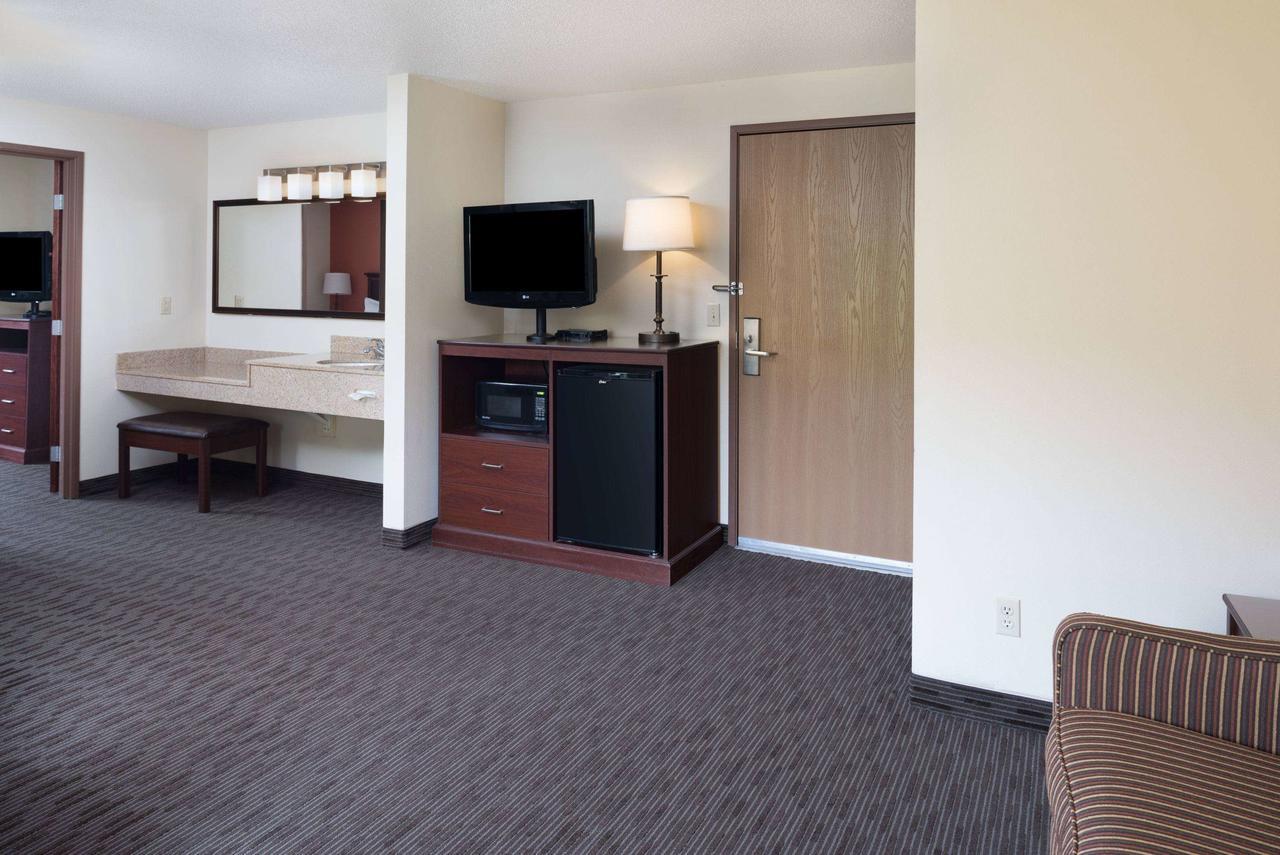 Americinn By Wyndham Valley City Conference Center Zewnętrze zdjęcie